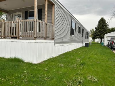 Photo 2 of 21 of home located at 313 SE Parkland Ct. #402 Ankeny, IA 50021