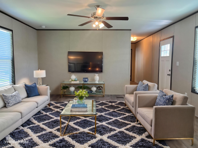 Photo 3 of 8 of home located at 203 Linda #Ln203 Conroe, TX 77301