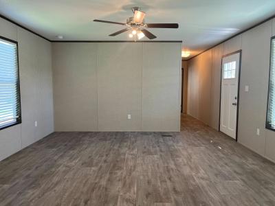 Photo 4 of 8 of home located at 203 Linda #Ln203 Conroe, TX 77301