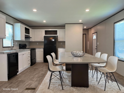 Photo 5 of 8 of home located at 203 Linda #Ln203 Conroe, TX 77301