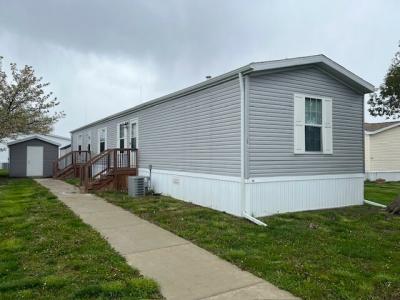 Photo 2 of 9 of home located at 28734 Beechwood Flat Rock, MI 48134