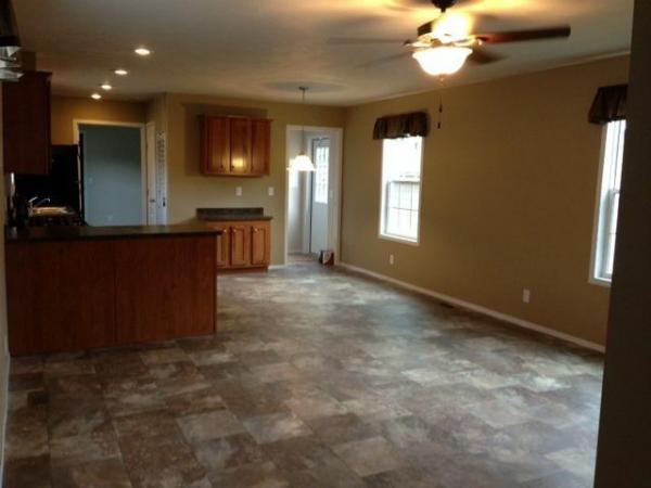 2014 Clayton Homes Inc Mobile Home For Sale