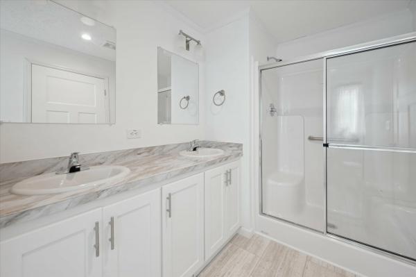 2025 Redman 448 NWDSA45225  Home