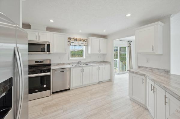 2025 Redman 448 NWDSA45225  Home