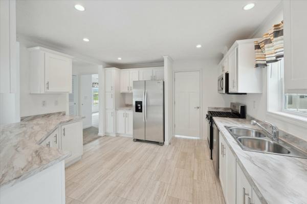 2025 Redman 448 NWDSA45225  Home