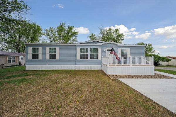 2025 Redman 742 NWDSA25201  Home