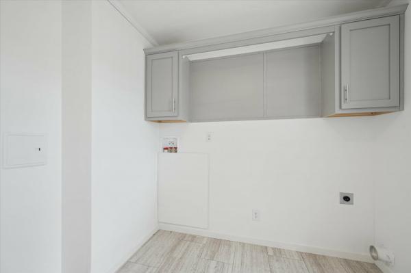 2025 Redman 742 NWDSA25201  Home