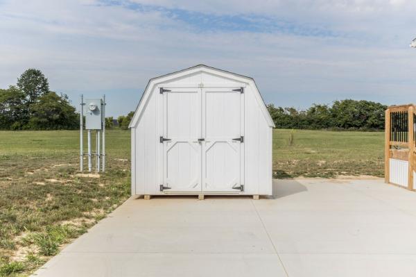 Photo 1 of 2 of home located at 4221 Merlin's Way Anderson, IN 46011