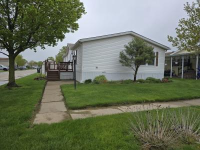 Photo 2 of 13 of home located at 6437 Laramie Dr Romulus, MI 48174