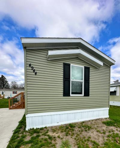 Photo 5 of 8 of home located at 4944 Pullman Ave Muskegon, MI 49442