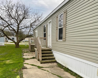 Mobile Home at 2296 Fredonia Flint, MI 48504