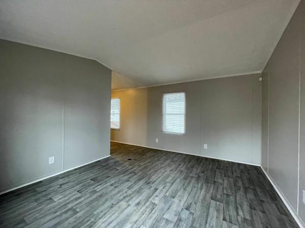 2006 Horton Homes Inc Mobile Home For Sale