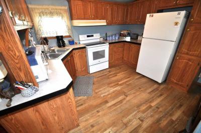 Photo 4 of 13 of home located at 954 Acorn St. Lomira, WI 53048