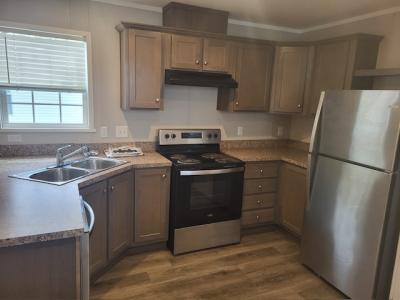 Photo 3 of 11 of home located at 3250 Maysville Pike #41 Zanesville, OH 43701