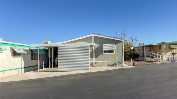 2005 Skyline PSP2304CT  Home