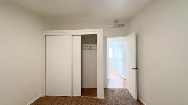 2005 Skyline PSP2304CT  Home