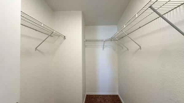 2005 Skyline PSP2304CT  Home