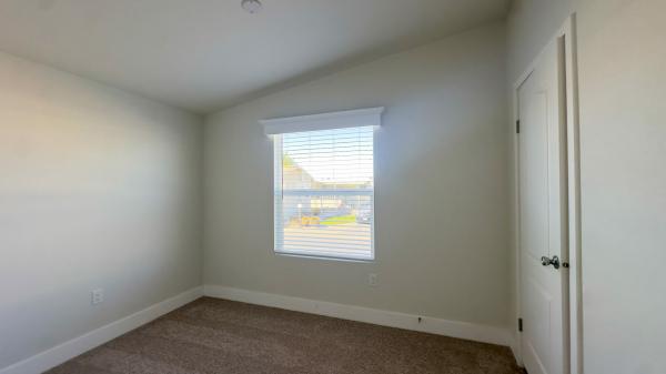 2024 Fleetwood 220CL24483E  Home
