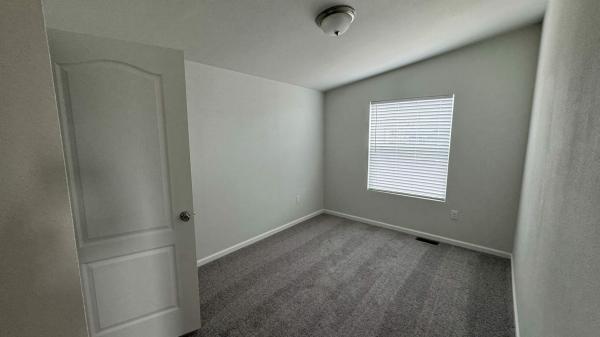 2023 Fleetwood 220CL24483E  Home