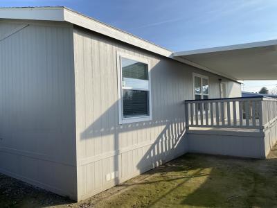 Photo 3 of 8 of home located at 975 North H St 15 Tulare, CA 93274