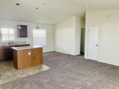 Photo 4 of 8 of home located at 975 North H St 15 Tulare, CA 93274
