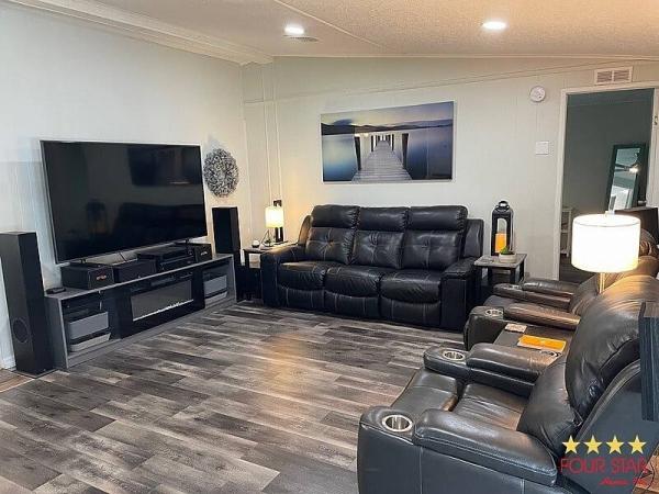 1984 MFG  Home