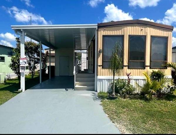 Photo 1 of 2 of home located at 1005 Cedar Ave # 23 Saint Cloud, FL 34769