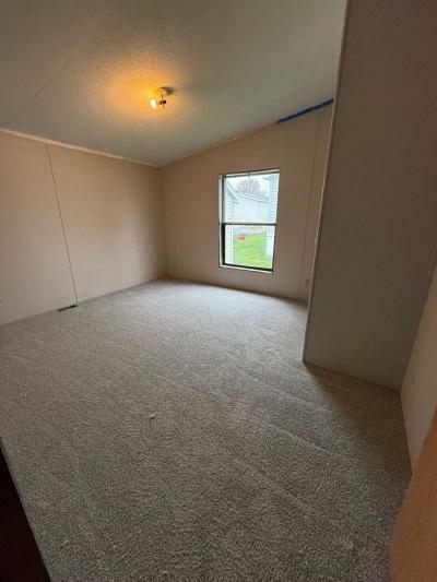 Photo 4 of 14 of home located at 8341 Canyon Trail Fenton, MI 48430