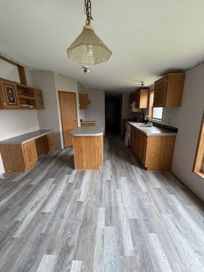 Photo 3 of 14 of home located at 8341 Canyon Trail Fenton, MI 48430