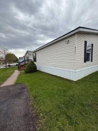 2002 Schult Independence Premier Manufactured Home