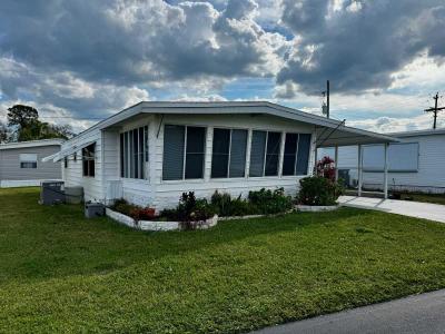 Photo 2 of 18 of home located at 1263 Mayflower Drive Daytona Beach, FL 32119