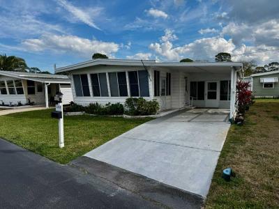 Photo 3 of 18 of home located at 1263 Mayflower Drive Daytona Beach, FL 32119