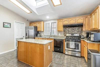 Photo 4 of 8 of home located at 510 Saddlebrook Dr. #271 San Jose, CA 95136