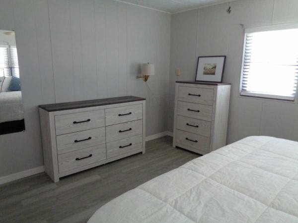 1980 BROAD Manufactured Home