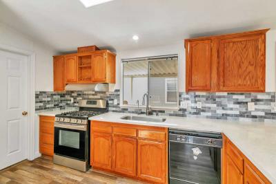 Photo 4 of 8 of home located at 1220 Tasman Dr. #195 Sunnyvale, CA 94089