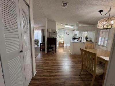 Photo 4 of 19 of home located at 2306 Holmes Drive Lake Wales, FL 33898