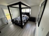 1975 GLEN Mobile Home