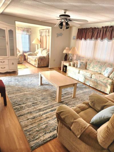 Photo 1 of 17 of home located at 6372 126th Ave N Largo, FL 33773