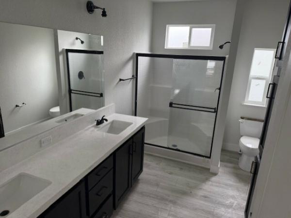 2025 Fleetwood 220CO28563P Manufactured Home