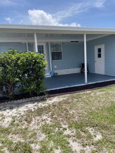 Photo 5 of 33 of home located at 29200 Jones Loop Rd 179 Punta Gorda, FL 33950