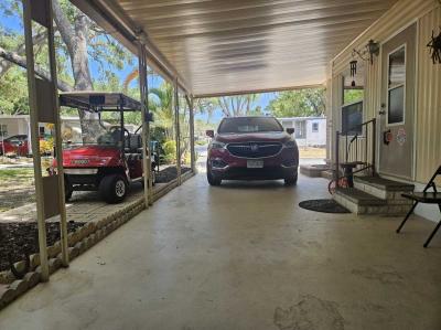 Photo 4 of 29 of home located at 9925 Ulmerton Rd., #15 Largo, FL 33771