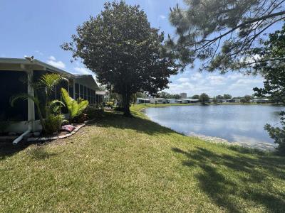 Photo 3 of 14 of home located at 128 Deer Run Lake Dr Ormond Beach, FL 32174