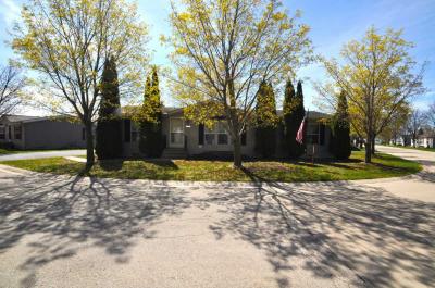 Mobile Home at W6797 Shadybrook Cir. Fond Du Lac, WI 54937