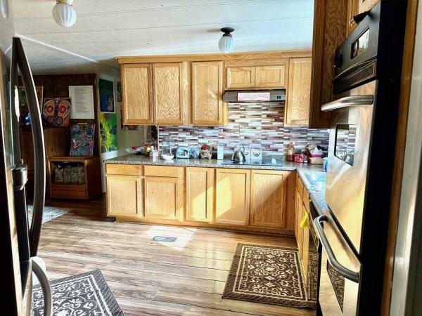 1979 Hillcrest Mobile Home