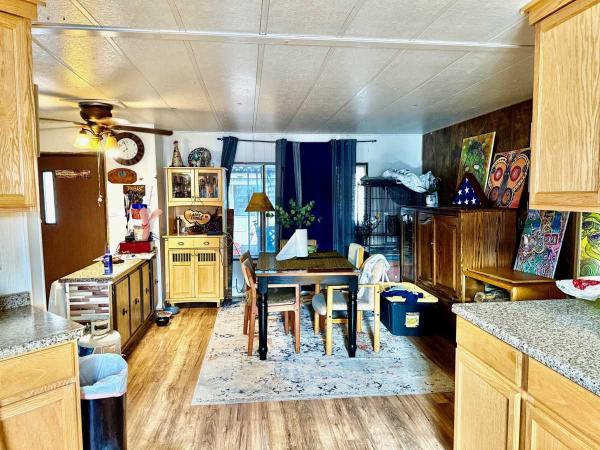 1979 Hillcrest Mobile Home