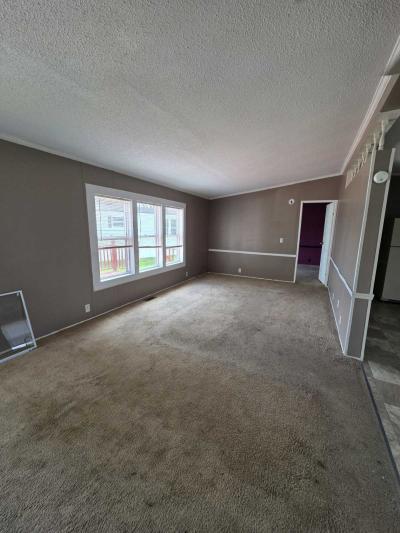 Photo 2 of 10 of home located at 370 Heartwood Ct Wixom, MI 48393