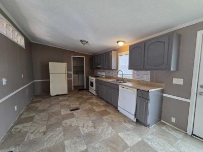 Photo 3 of 10 of home located at 370 Heartwood Ct Wixom, MI 48393