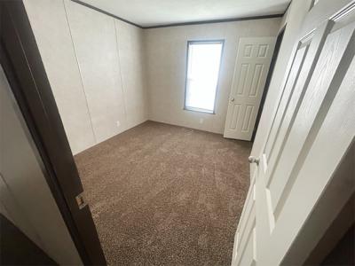Photo 4 of 5 of home located at 31 St. Peters Drive Bourbonnais, IL 60914