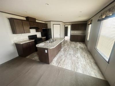 Photo 2 of 5 of home located at 80 St. Michaels Bourbonnais, IL 60914