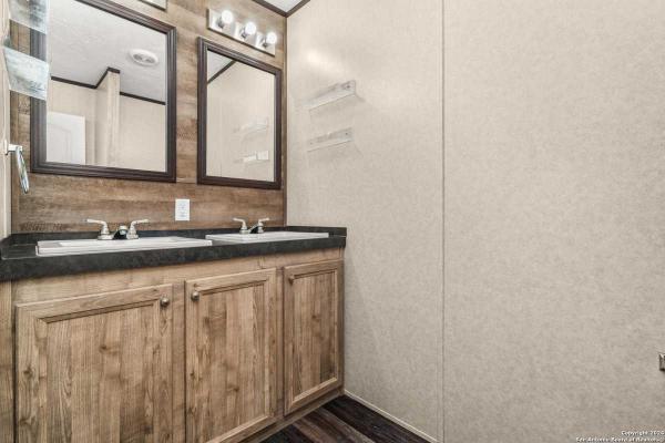 2020 Clayton Homes Mobile Home
